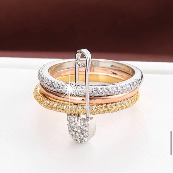 🆕 Cubic Zirconia Gold Silver & Rose Gold Tone Safety Pin Multi Layer Ring - Picture 2 of 7